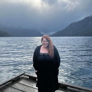 Meet your Posher, Monica